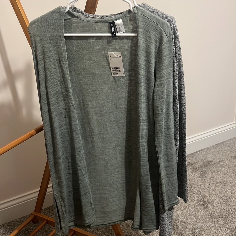 H&M Cardigans - Picture 3 of 5